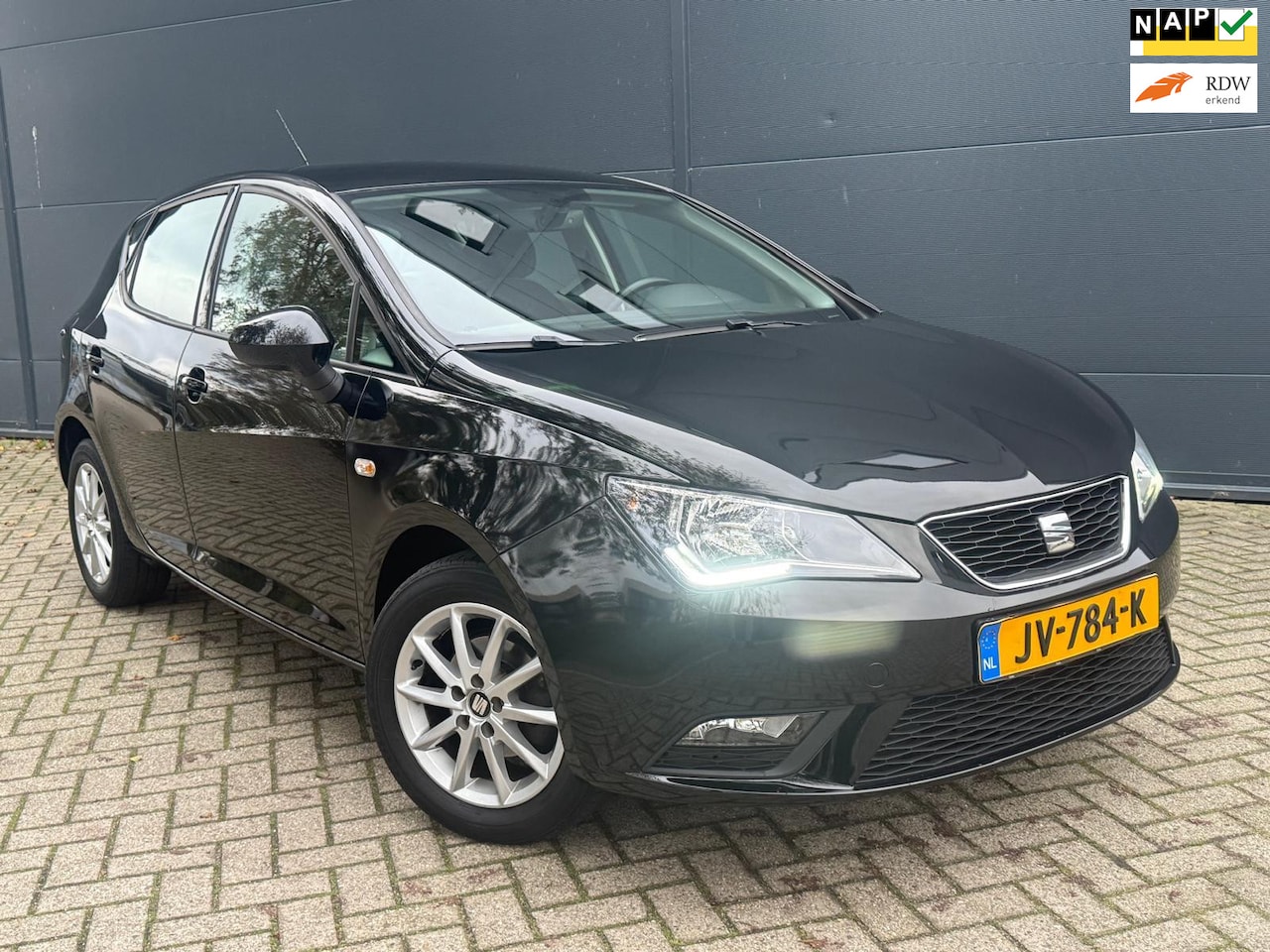 SEAT Ibiza - 1.0 EcoTSI Style Connect/Navi/car play/cruise/Airco/parkeer sensoren/LED - AutoWereld.nl
