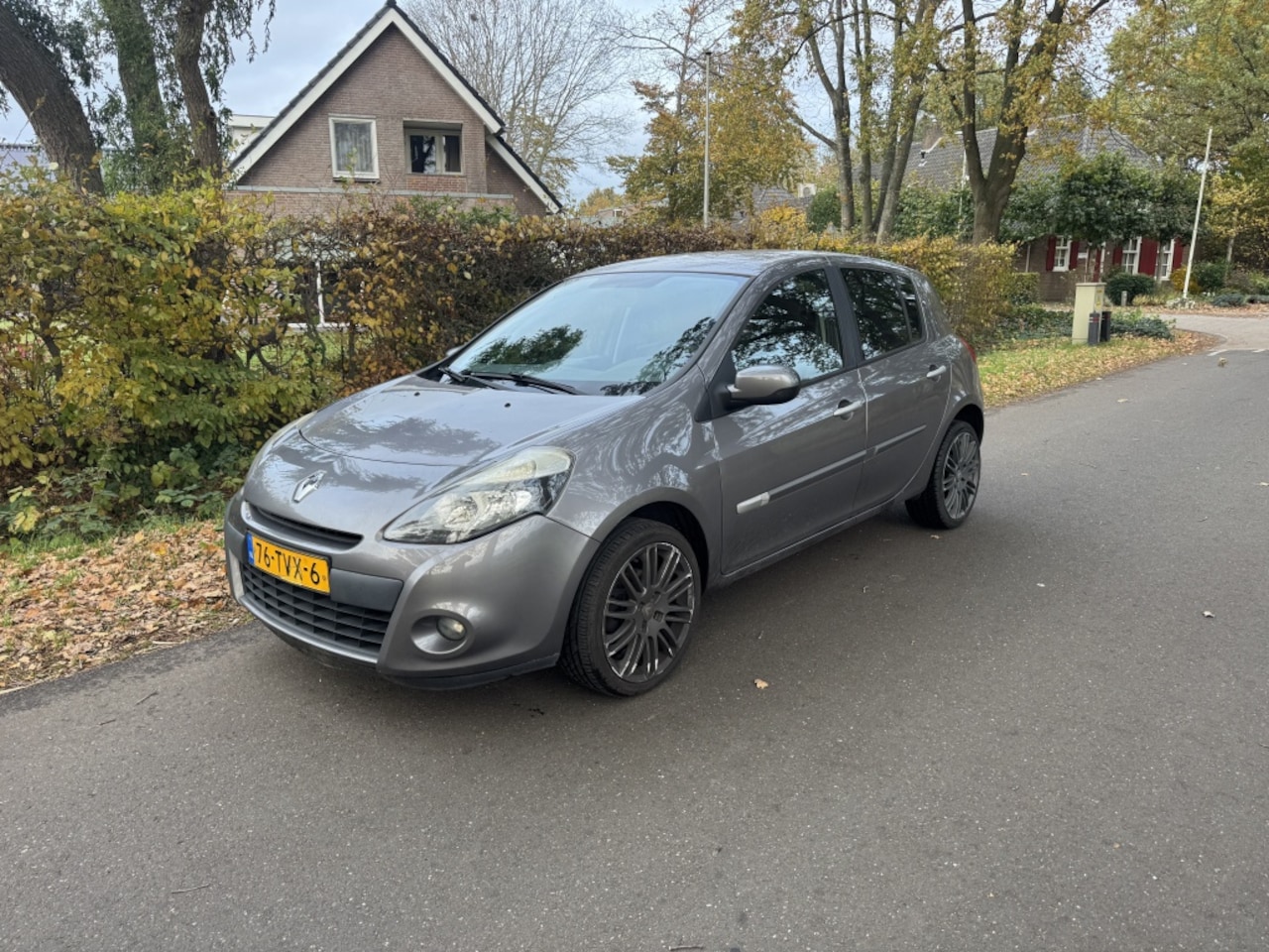 Renault Clio - 1.5 dCi Authentique 1.5 dCi Authentique - AutoWereld.nl
