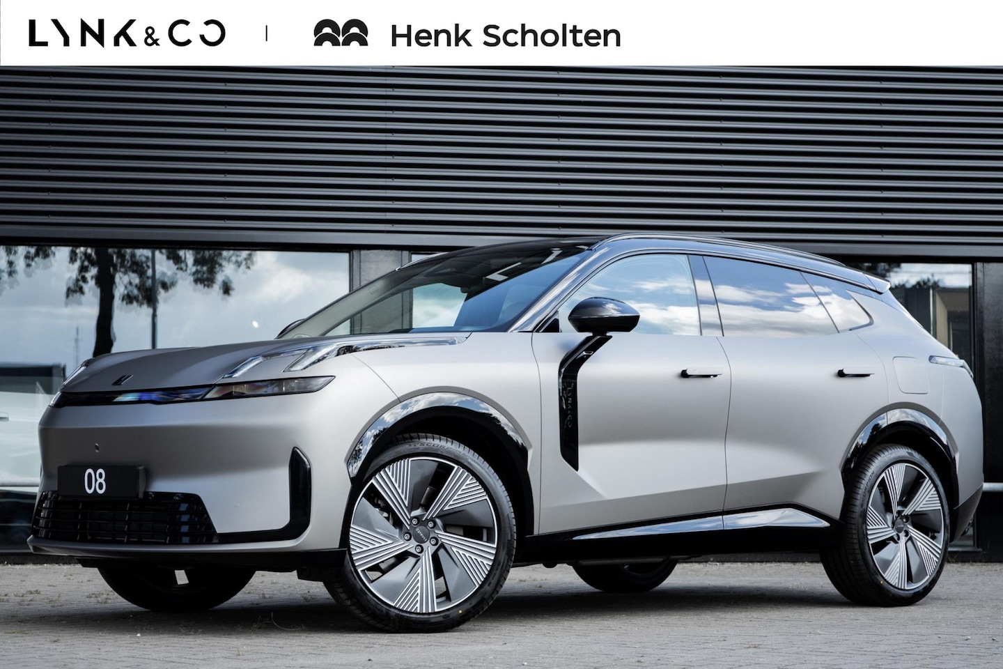 Lynk & Co 08 - 345PK More | Matte Aluminium Wrap | 200km Hybride | Stoelmassage, Verwarming en Ventilatie - AutoWereld.nl