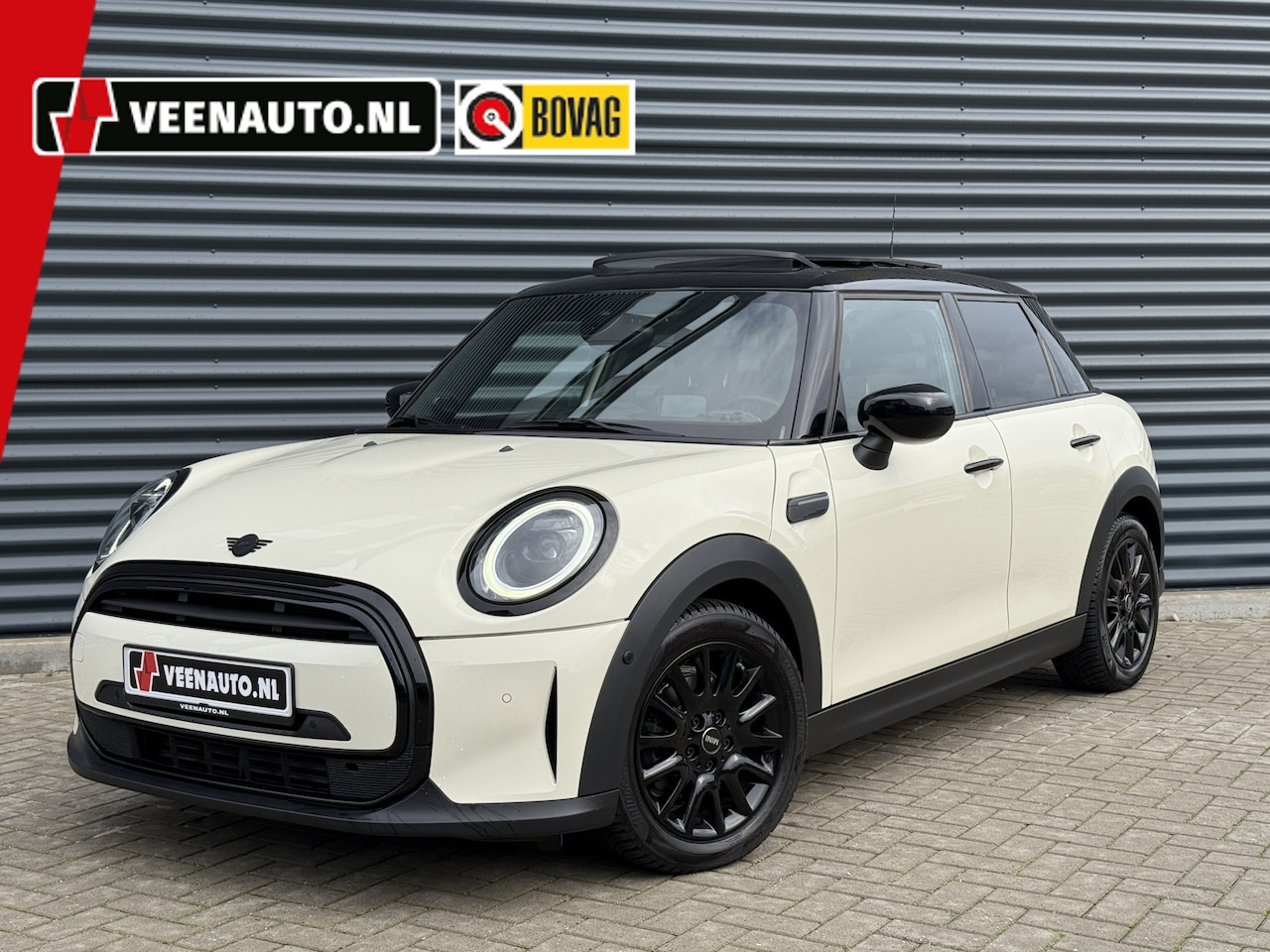 MINI Cooper - Mini 1.5 Aut. Pano/Leder/H&K/Camera - AutoWereld.nl