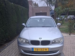 BMW 1-serie - 118i Executive