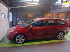 Ford Focus Wagon - 1.6-16V Futura nw apk bij aflevering