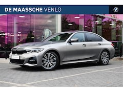 BMW 3-serie - 320i High Executive M Sport Automaat / Schuif-kanteldak / Sportstoelen / LED / Stoelverwar