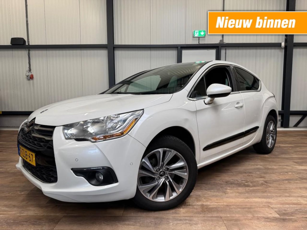 Citroën DS4 - 1.6 VTi Business / CLIMA / CRUISE / NAVI / MASSAGE STOELEN / LEDER / - AutoWereld.nl