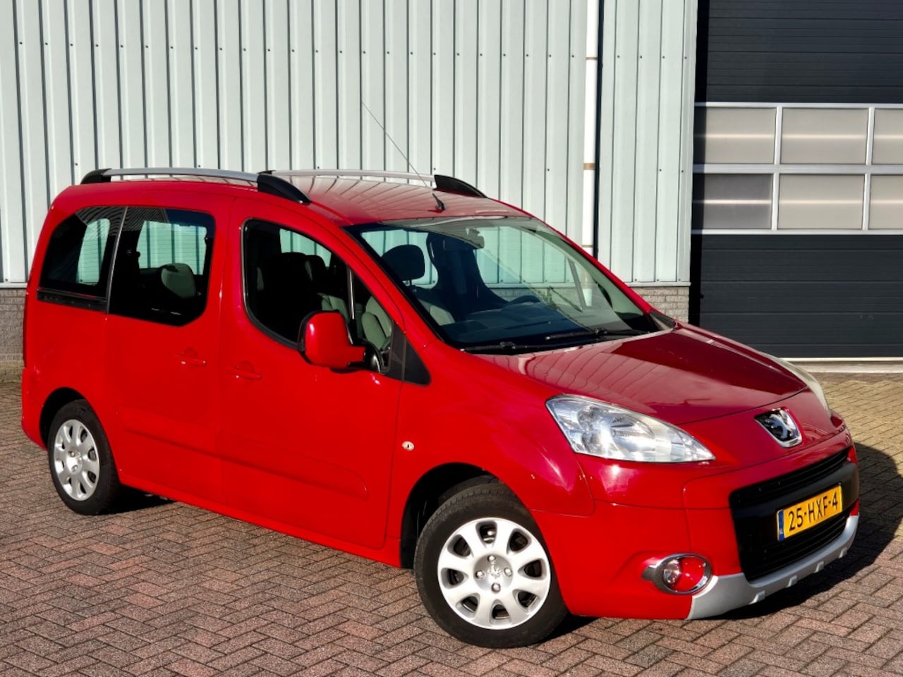 Peugeot Partner Tepee - Tepee 1.6 MPV Airco/Cruise CTRL Benzine/Gas - AutoWereld.nl
