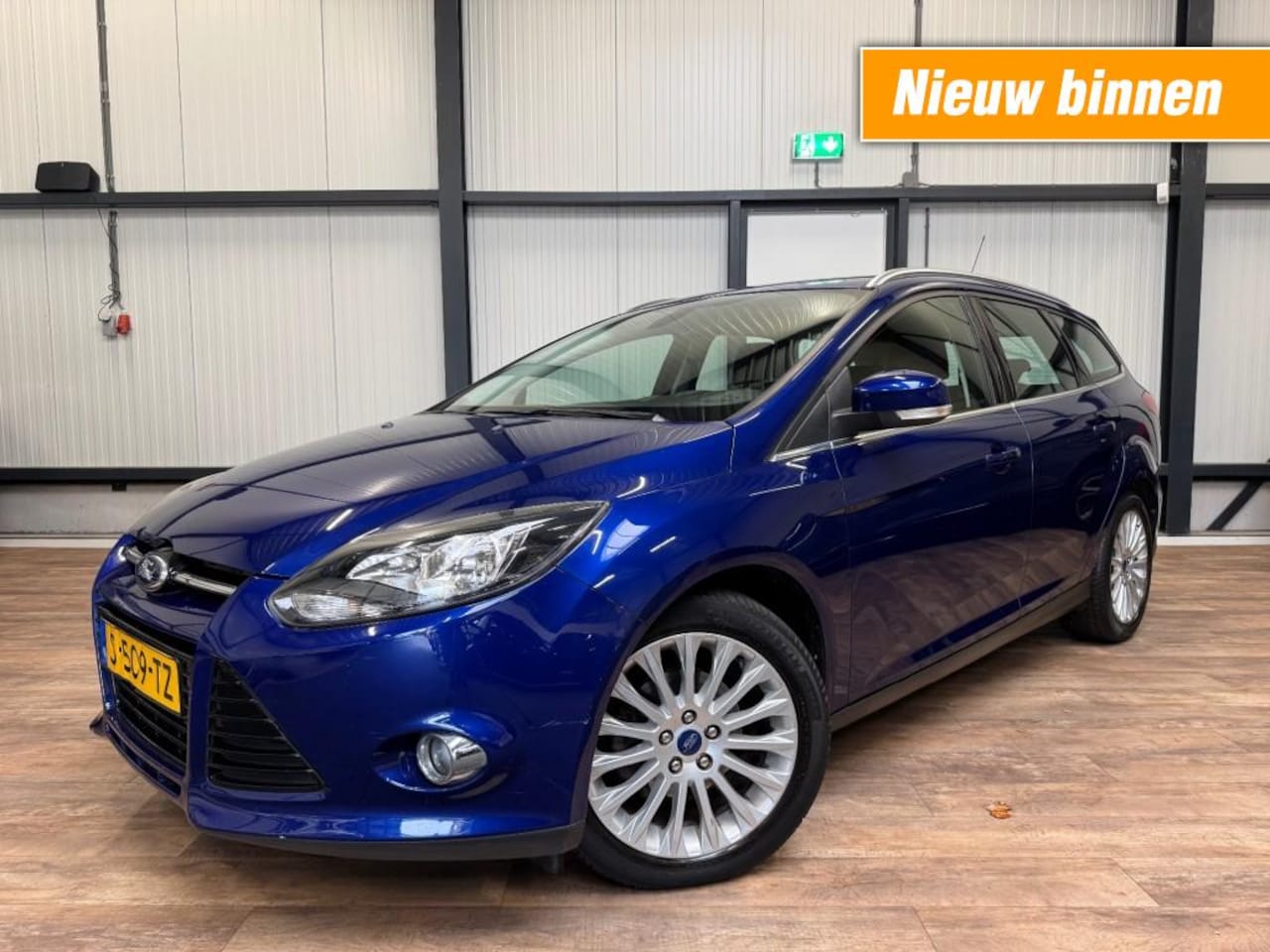 Ford Focus - 1.0 EcoBoost Titanium / CLIMA / 6-BAK / NAVI / CRUISE / - AutoWereld.nl