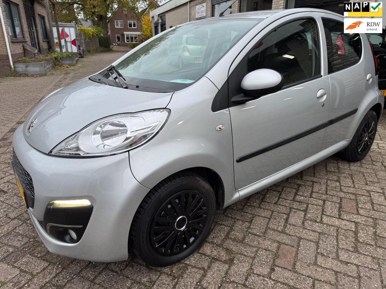 Peugeot 107 - 1.0 Active AIRCO ZEER LAGE ORG 36493 KM NAP O.H BOEKJES NW APK KLEINE BEURT GEHAD. BINNEN - AutoWereld.nl