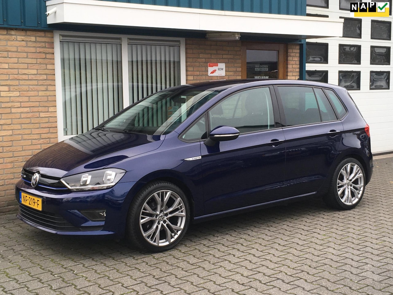 Volkswagen Golf Sportsvan - 1.0 TSI Comfortline 1.0 TSI Comfortline - AutoWereld.nl