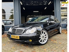 Mercedes-Benz C-klasse - 240 Elegance AIRCO | CARPLAY | ELEK.PAKKET | WEG=WEG