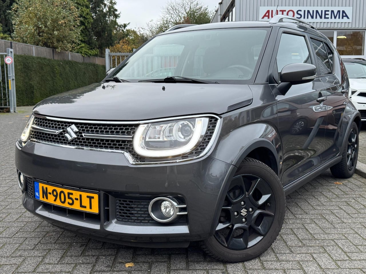 Suzuki Ignis - 1.2 Stijl Automaat Trekhaak All Season - AutoWereld.nl