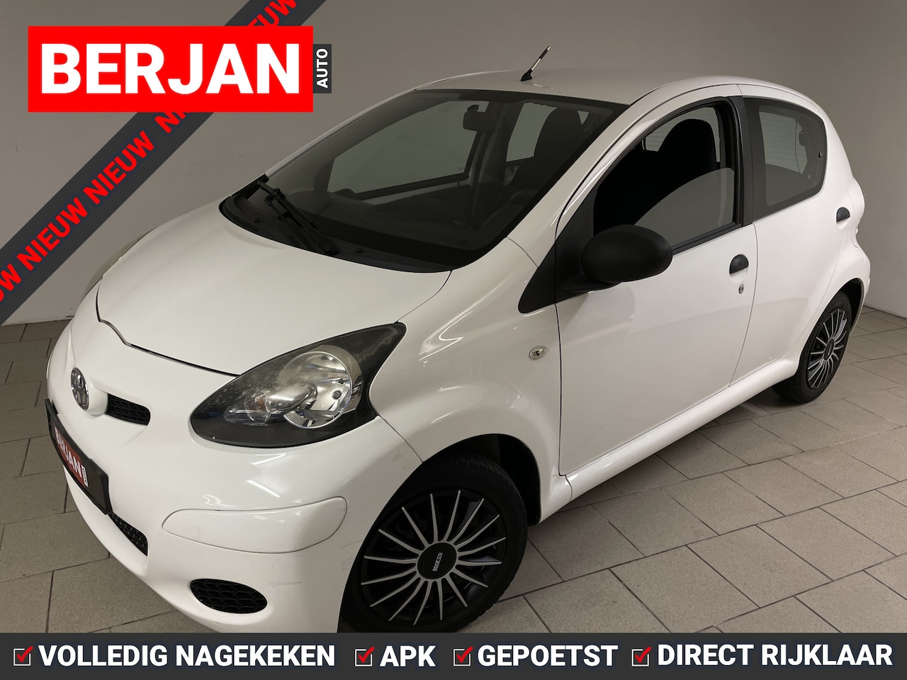 Toyota Aygo - 1.0-12V Access AIRCO SCHERM 5DRS SPARCO WIELDOPSET NWE APK INRUIL MOG LEUKE AUTO - AutoWereld.nl