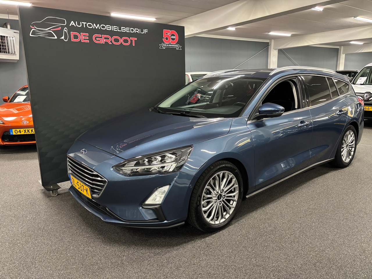Ford Focus Wagon - 1.5 EcoBoost Titanium Business NL-auto met trekhaak, Apple/Android Carplay - AutoWereld.nl