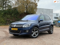 Volkswagen Tiguan - 2.0 TDI DSG 4Motion/R LINE/PANO/Standkachel/VOL