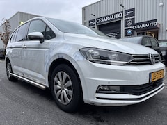 Volkswagen Touran - 2.0 TDI SCR AUTOMAAT / 206 DKM / DEALER ONDERHOUDEN