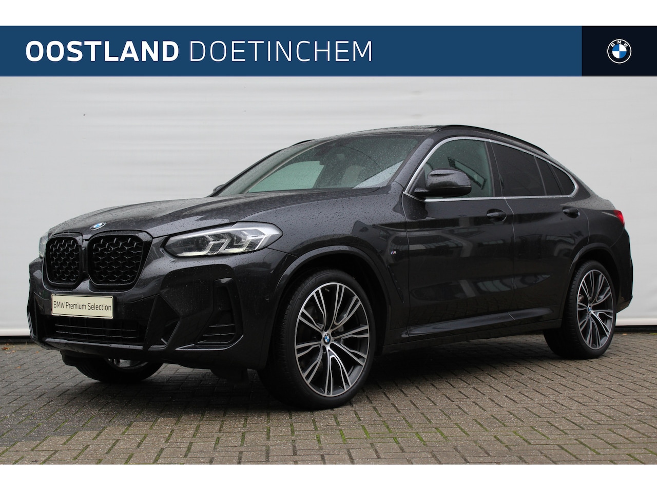 BMW X4 - xDrive20i M Sport Automaat / Panoramadak / Adaptieve LED / Sportstoelen / M Sportonderstel - AutoWereld.nl