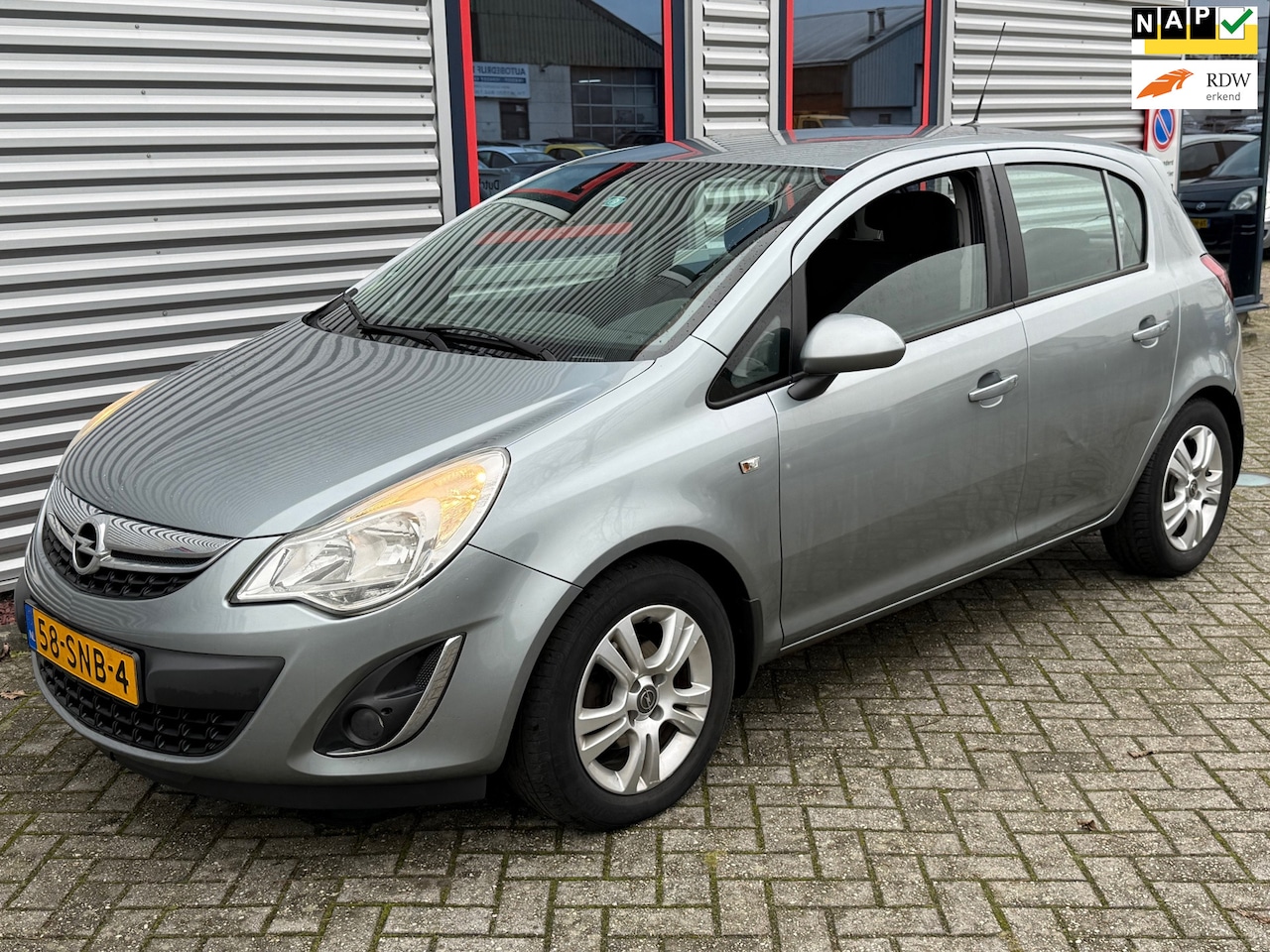 Opel Corsa - 1.3 CDTi EcoFlex S/S Cosmo NAVI 5Deurs - AutoWereld.nl