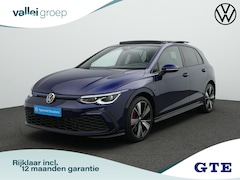 Volkswagen Golf - 1.4 eHybrid 245 pk DSG GTE | Panoramadak | Trekhaak | IQ Light | Stuur-/stoelverwarming |