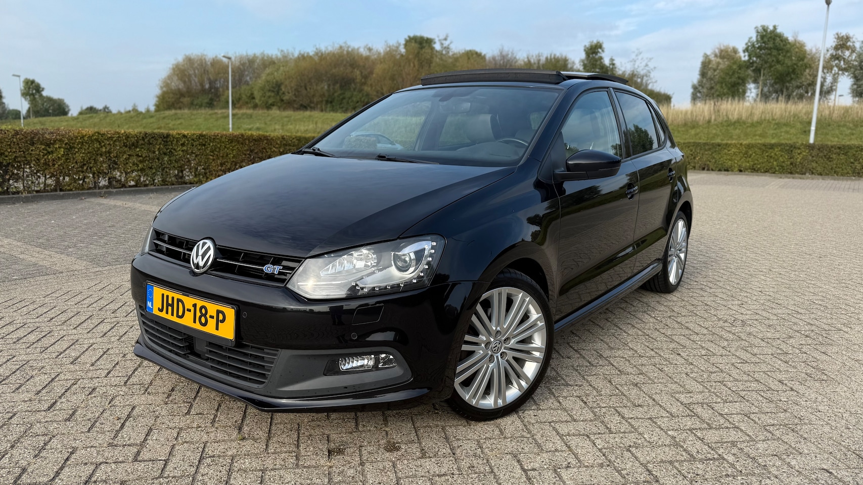 Volkswagen Polo - 1.4 TSI BlueGT - AutoWereld.nl