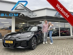 BMW i4 - eDrive40 M-SPORT 84KWh LEDER+ACC+STUURVERWARMING+HUD