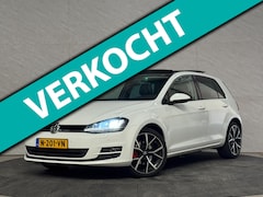 Volkswagen Golf - 1.4 TSI Comfortline Panoramadak Massagestoelen