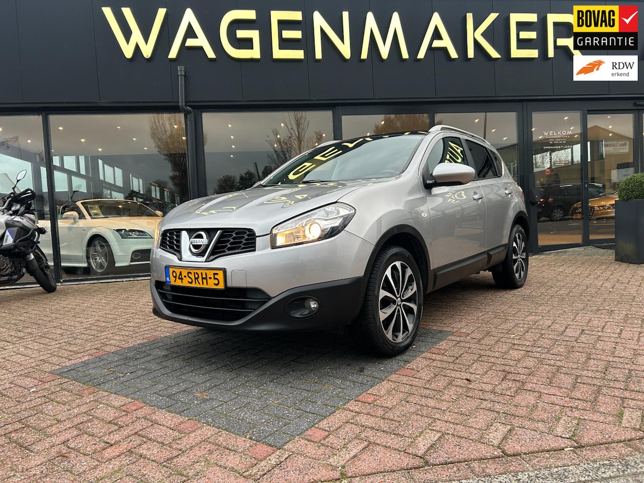 Nissan Qashqai - 2.0 Connect Edition AUT|NAVI|PANO|Trekhaak! - AutoWereld.nl