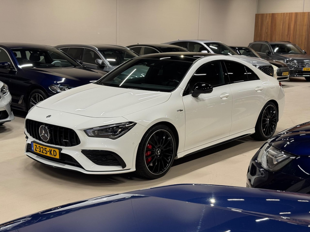Mercedes-Benz CLA-Klasse - 35 AMG 4MATIC Premium Plus 35 AMG 4MATIC Premium Plus, Pano, Night, Matrix Led, Ambiënte Light, Widescreen, Cam, PDC, - AutoWereld.nl