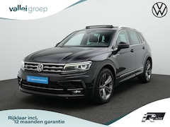 Volkswagen Tiguan - 2.0 TSI 190 pk DSG 4Motion Highline Business R / R-Line | Panoramadak | Trekhaak | Achteru