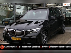 BMW X5 - XDrive40i High Executive M-PAKKET NL-AUTO PANO-DAK