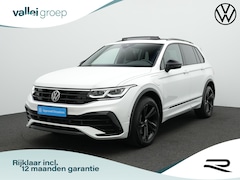 Volkswagen Tiguan - 1.4 TSI 245 pk DSG eHybrid R-Line Business+ | Panoramadak | Trekhaak | Navigatie Discover