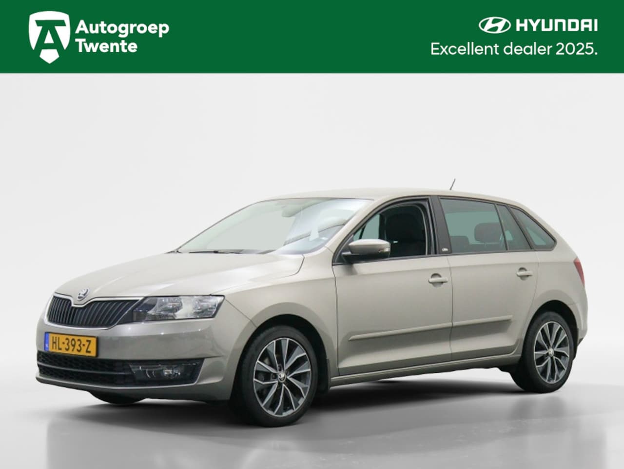 Skoda Rapid Spaceback - 1.2 TSI Greentech Edition | Automaat | Trekhaak - AutoWereld.nl