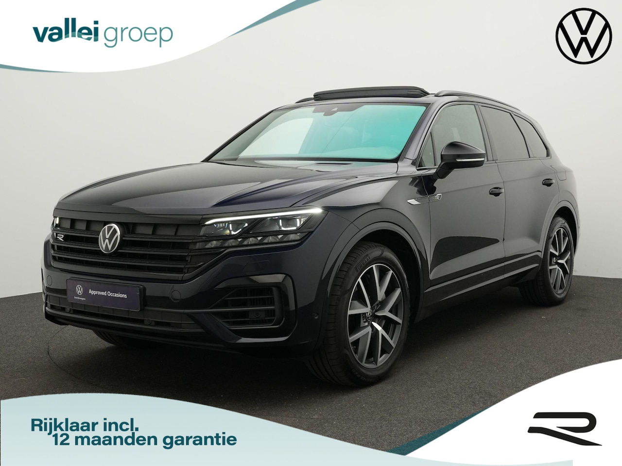 Volkswagen Touareg - R 3.0 TSi 462 pk eHybrid 4MOTION | EXCL. BTW / Grijs kenteken | Panoramadak | Trekhaak | L - AutoWereld.nl