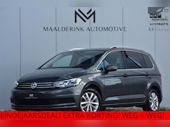 Volkswagen Touran - 1.5 TSI Highline 7persoons Trekhaak afn., Camera, Stoelverwarming, Navi