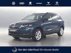 Skoda Karoq - 1.0 TSI Business Edition / Navigatie / Stoelverwarming / Trekhaak