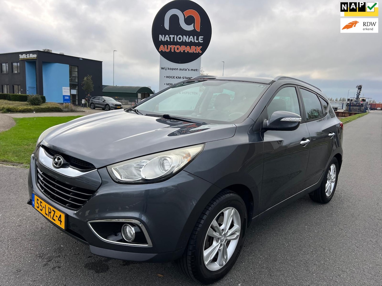 Hyundai ix35 - 2010 * 2.0i Style * CLIMA * ELEC. RAMEN * LMV * TOP AUTO - AutoWereld.nl