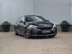 BMW 1-serie - 118i M-Sport Aut. NAP|Pano|Stoelvw|Cam|Trekhaak|Leder