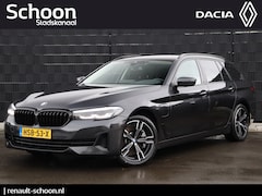 BMW 5-serie Touring - 530e xDrive Executive | Navigatie | Cruise Control | Climate Control | Stoel-/Stuurverwarm