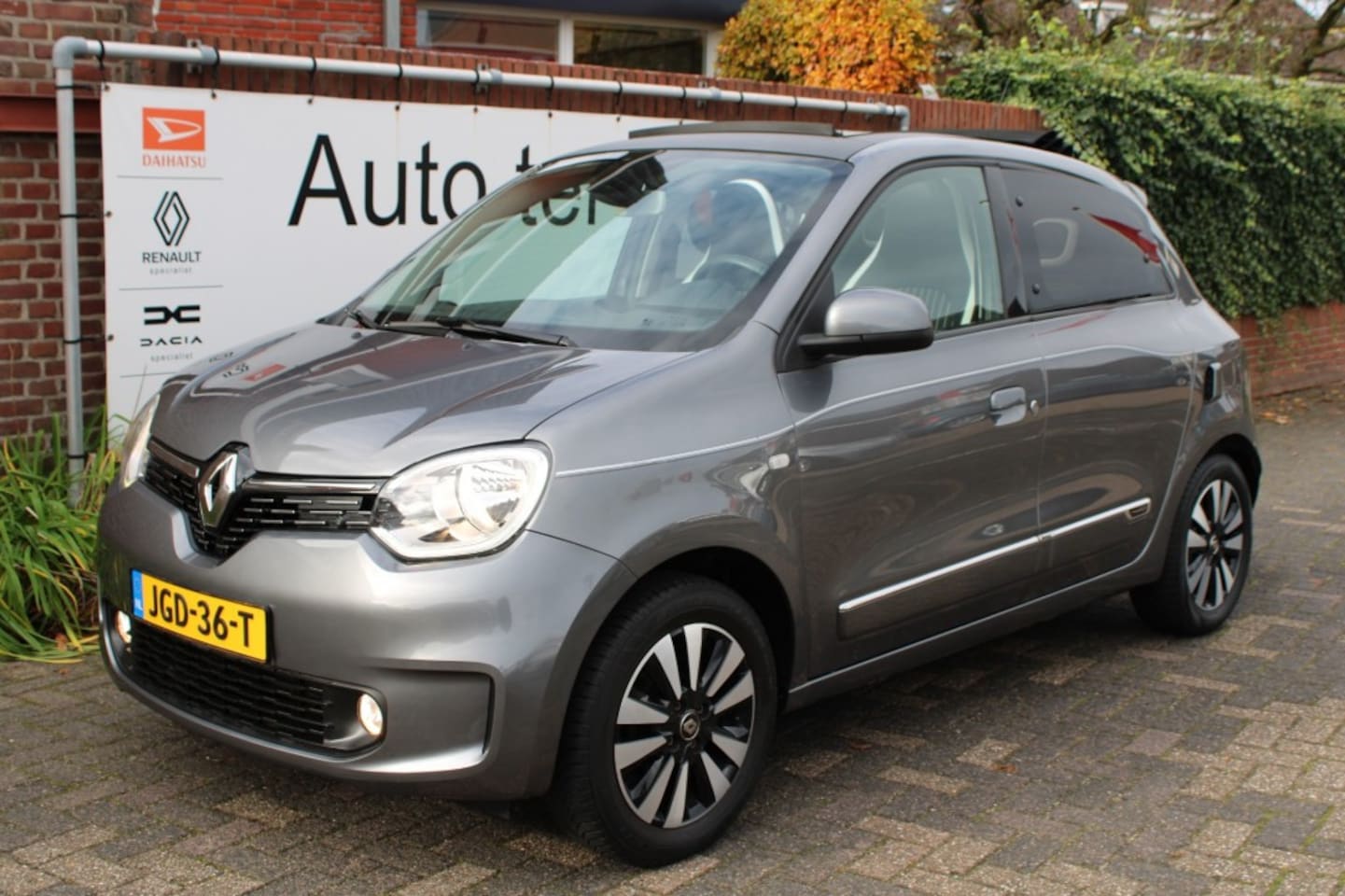 Renault Twingo - 1.0 SCe 65 pk Intens Cabrio-dak - AutoWereld.nl