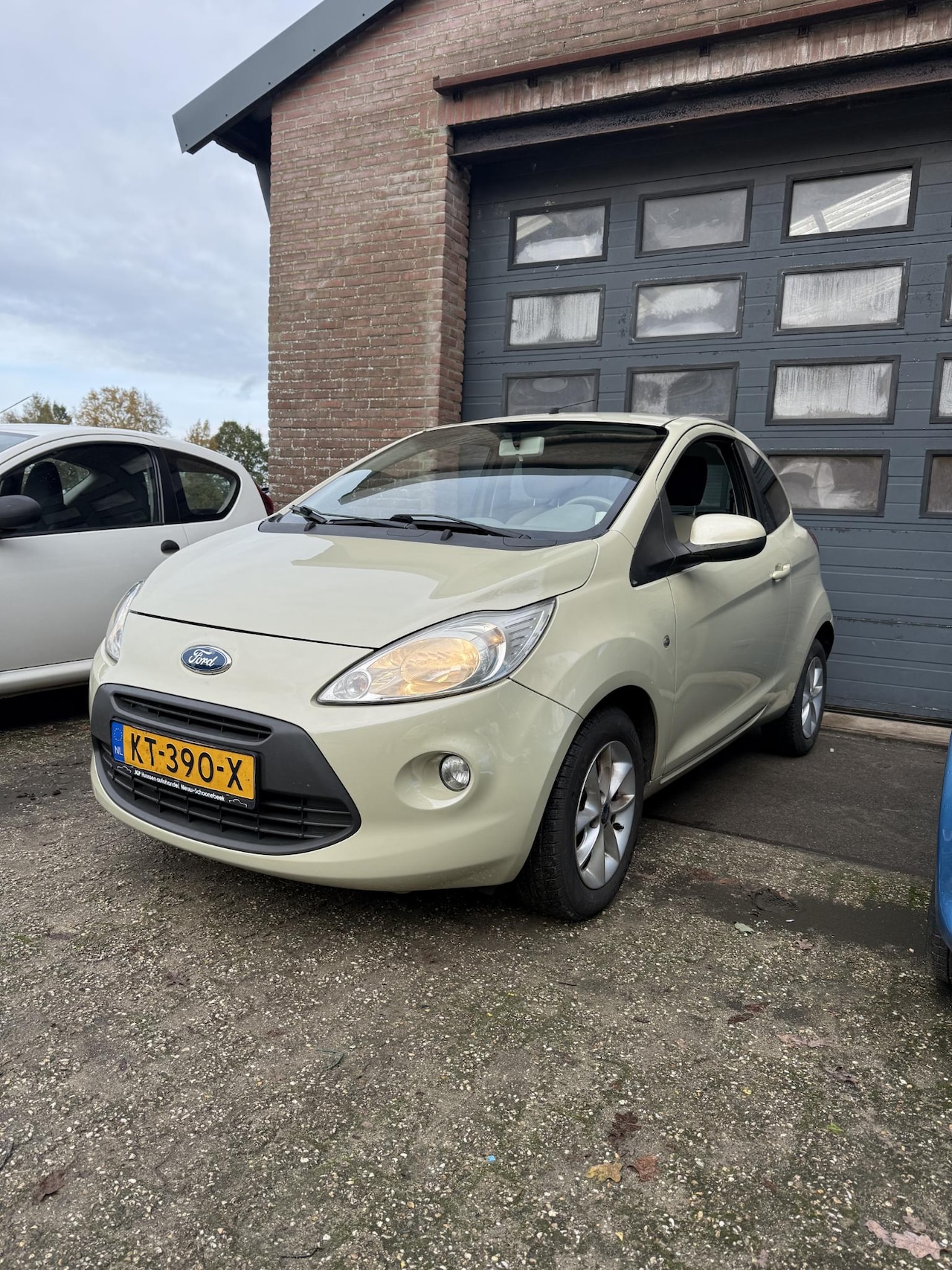 Ford Ka - 1.2 Titanium Airco/Aluminium Velgen/ - AutoWereld.nl