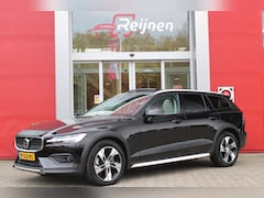Volvo V60 Cross Country - 2.0 B5 250PK CROSSCOUNTRY AWD Ultimate AWD (VIERWIELAANDRIJVING) | PANORAMISCH SCHUIF/KANT