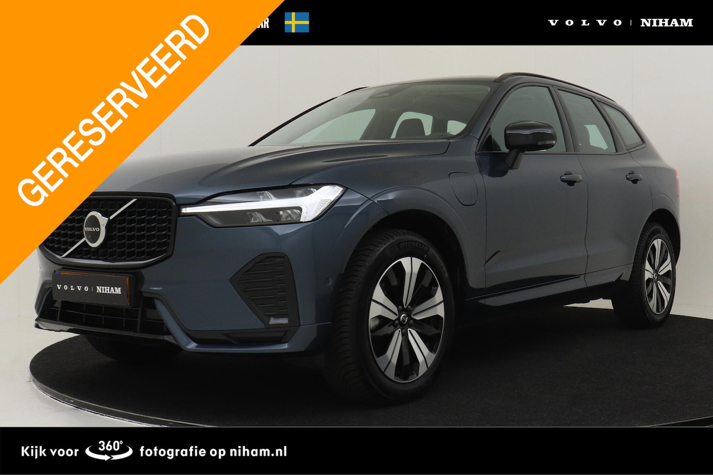 Volvo XC60 - T6 PLUG-IN HYBRID AWD PLUS DARK -PANO.DAK|POWER-SEATS|360°CAM|TREKHAAK|ADAP.CRUISE - AutoWereld.nl