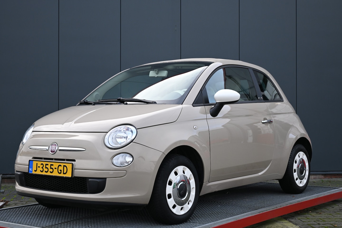 Fiat 500 C - 1.2 Lounge CAPPUCCINO - AutoWereld.nl
