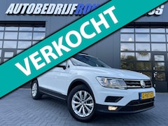 Volkswagen Tiguan - 1.5 TSI ACT Comfortline Business NL.Auto/Panoramadak/Trekhaak/Apple Carplay/1Ste Eigenaar/