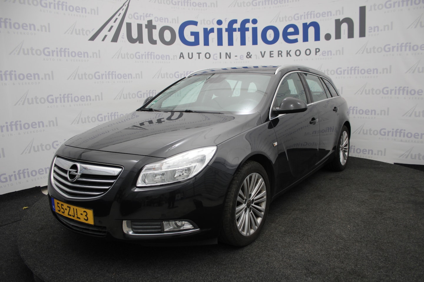 Opel Insignia Sports Tourer - 1.4 Turbo EcoFLEX Business+ nette station met trekhaak - AutoWereld.nl