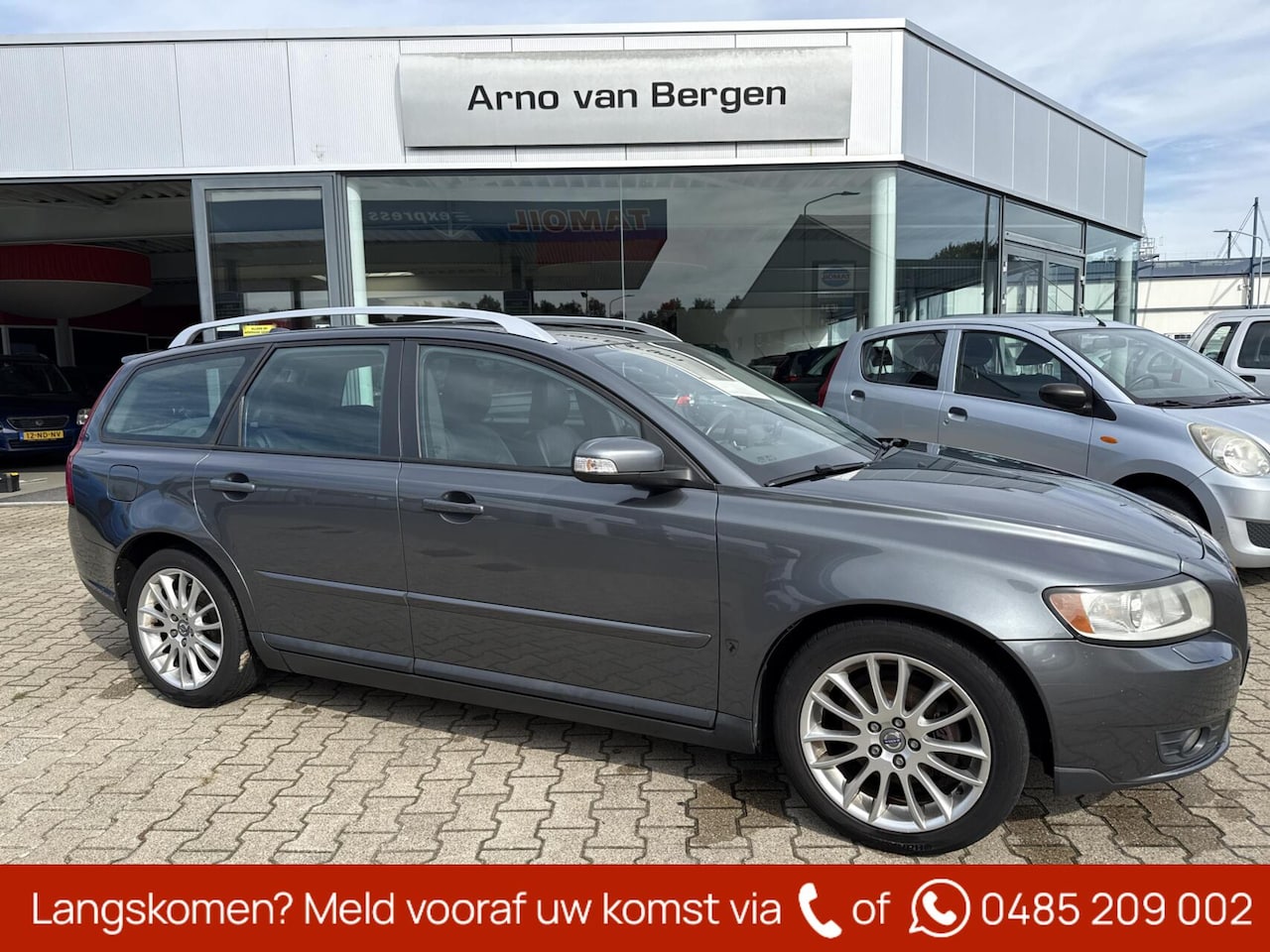 Volvo V50 - 2.0 Business Line, leder, climatronic, cruisecontrol, pdc, trekhaak, achterspoiler, top st - AutoWereld.nl