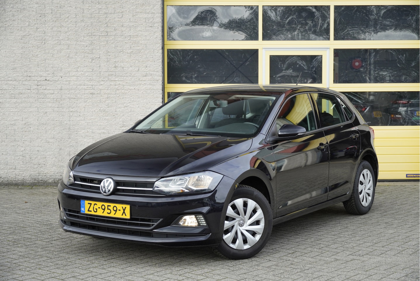 Volkswagen Polo - 1.0 TSI 5drs Comfortline BJ2019 Led | Pdc | Navi | App-Connect | Airco | Cruise control | - AutoWereld.nl