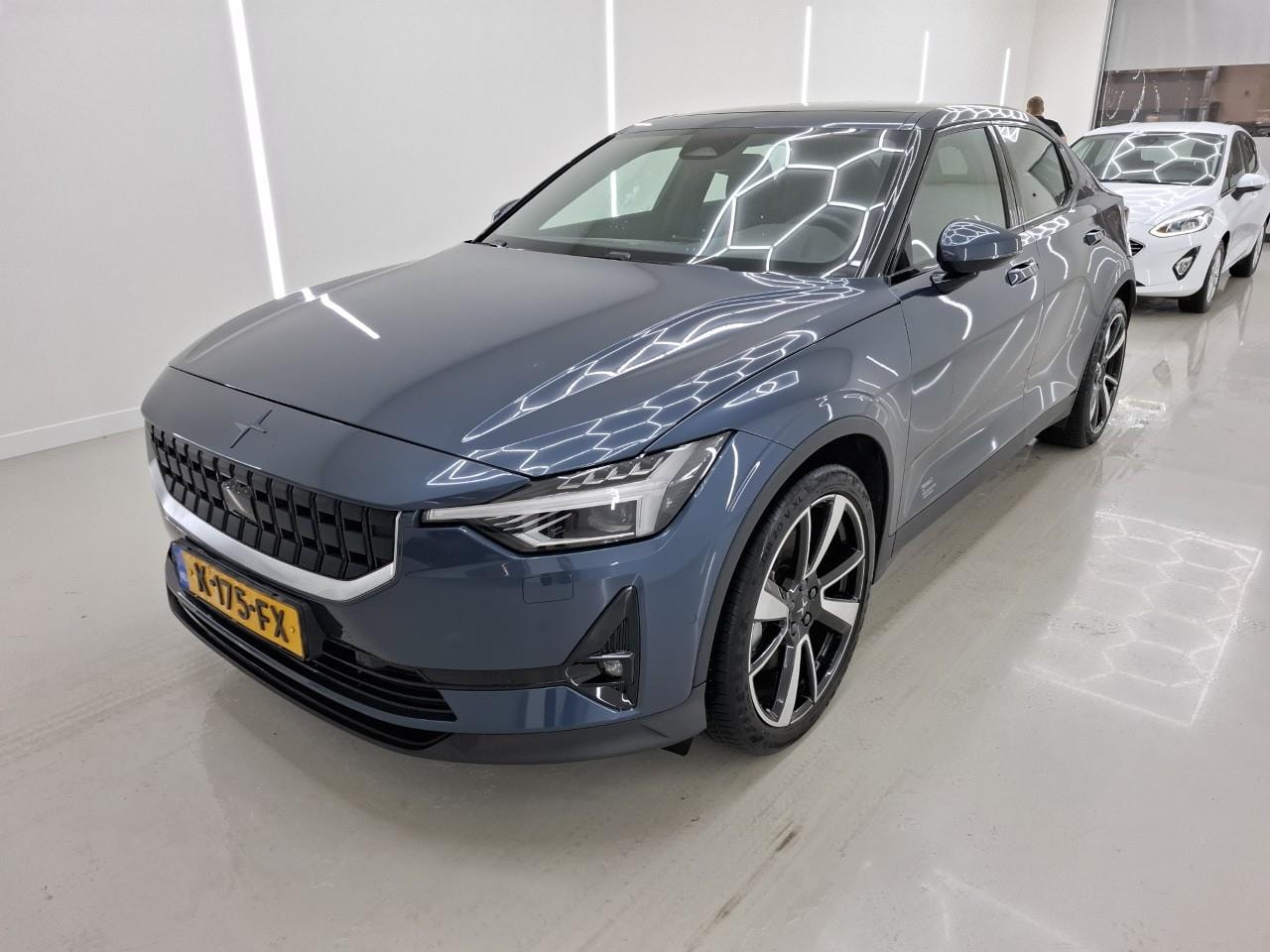 Polestar 2 - Long Range Dual Motor 408PK 78kWh 93,5% SoH [ PILOT PLUS+19INCH+CARPLAY+STOELVERWARMING+H/ - AutoWereld.nl