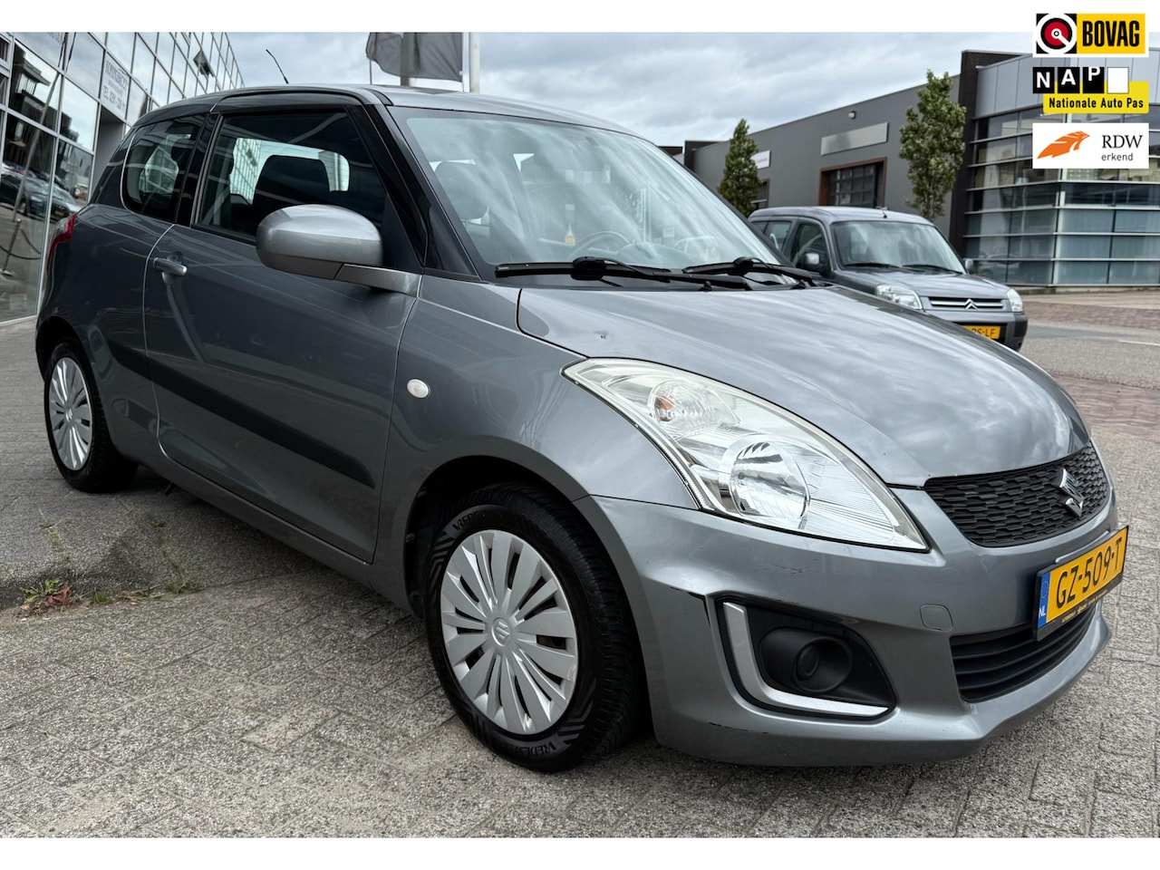 Suzuki Swift - 1.2 Comfort EASSS bij 2015 - AutoWereld.nl