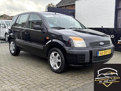 Ford Fusion - 1.4-16V Futura | APK | AIRCO | TREKHAAK |