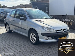 Peugeot 206 - 1.4 Gentry | APK | 3 DRS |