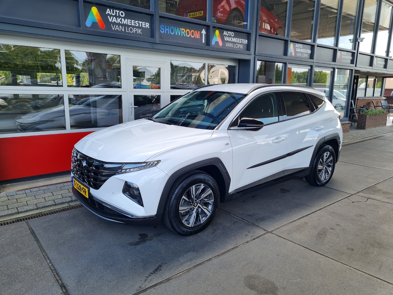 Hyundai Tucson - 1.6 T-GDi 48V 150pk Comfort Smart Trekh. All-in prijs + 12 mnd garantie! - AutoWereld.nl